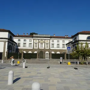 Charmerooms Moroni Nocleg ze śniadaniem
