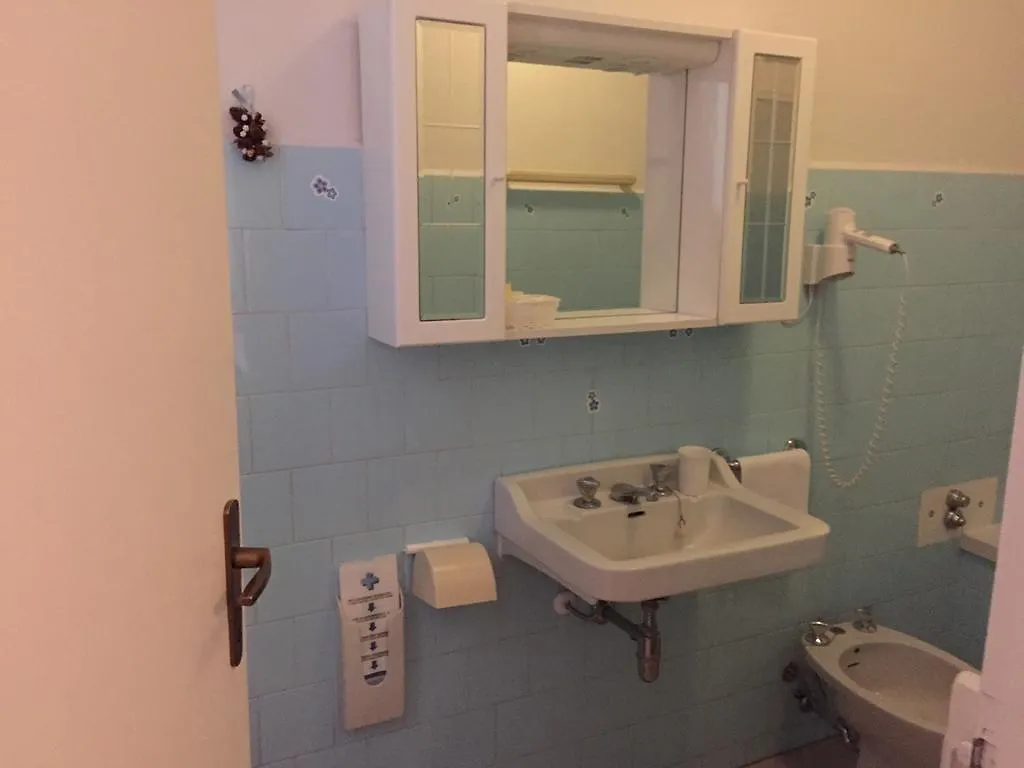 Hotel Plinio Lenno